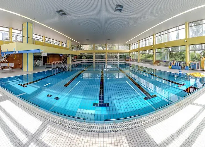 Hotel Auf Der Rotsch 3*